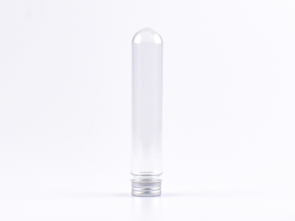 dekorative-kunststoff-roehrchen-basteln